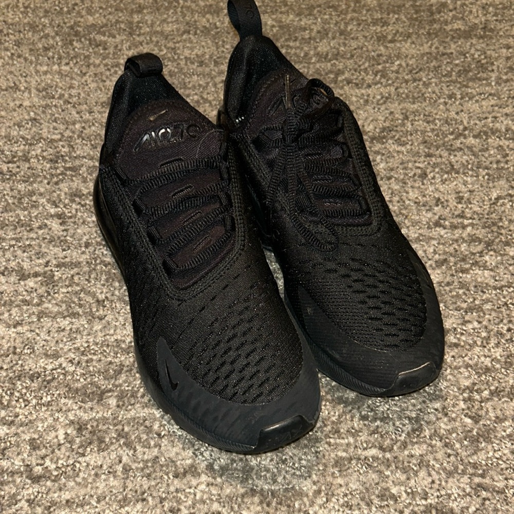 Nike air max 270 triple black